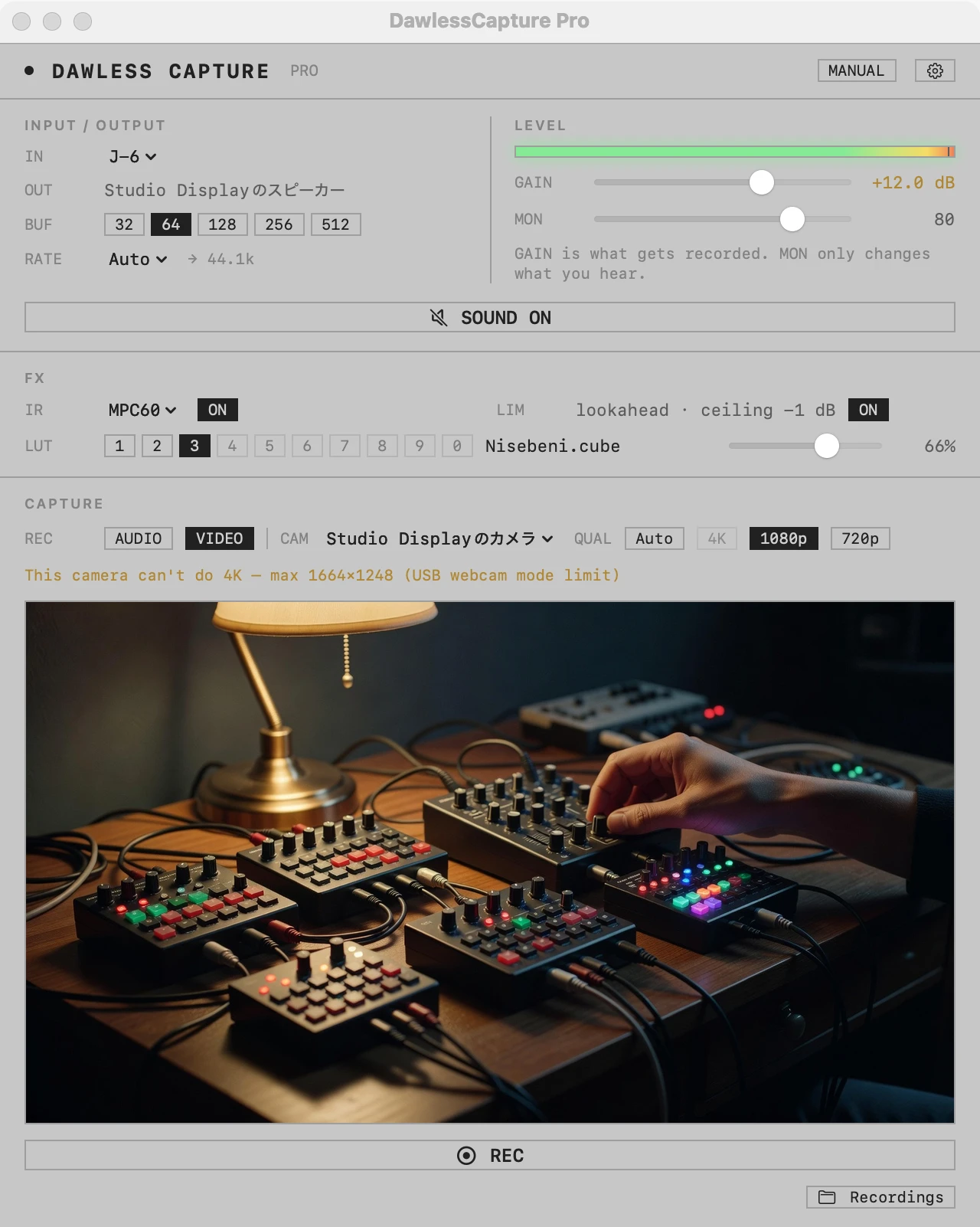 DawlessCapture Pro の画面。上に入出力とレベル、中に IR とリミッターと LUT、下に REC とカメラのプレビュー。